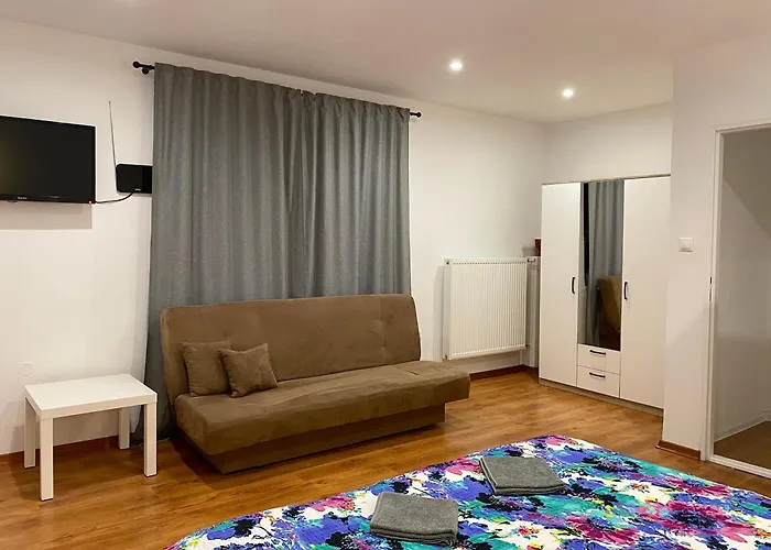 Vanessa Apartments